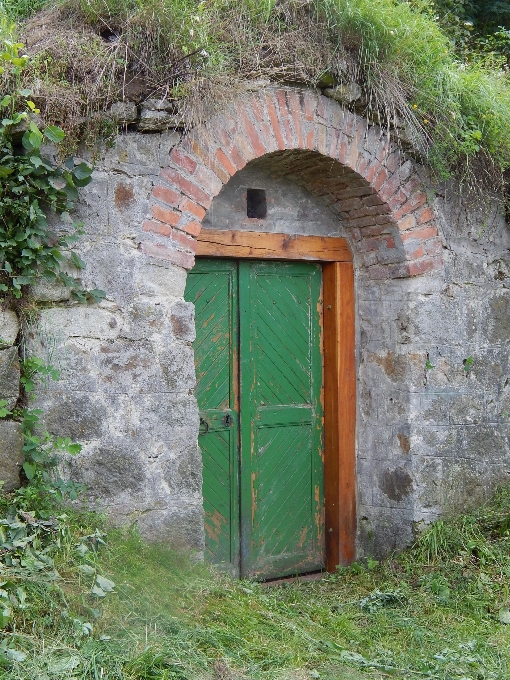 Mur hangar cambre vert