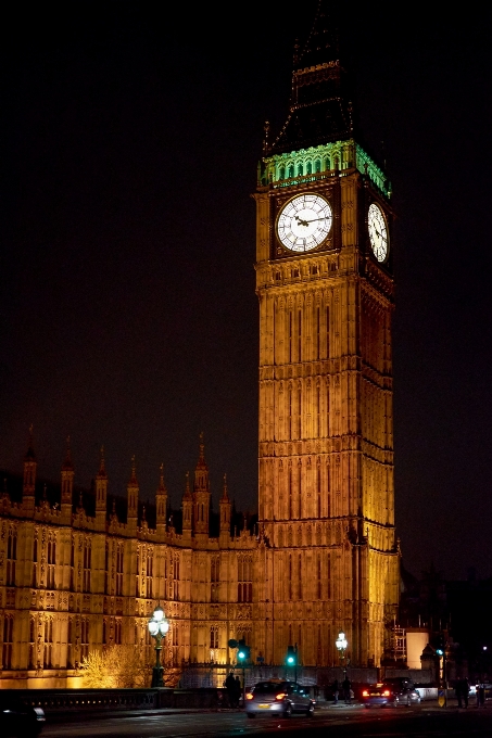 Arquitectura atardecer noche reloj