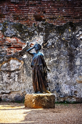 Photo Rock monument statue sculpture