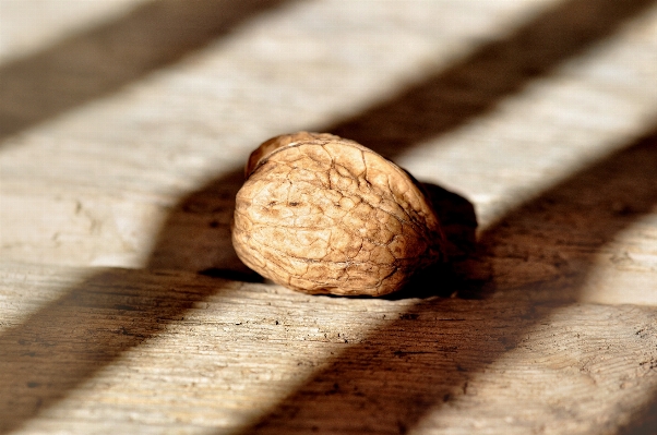 Foto Tangan kayu daun makanan