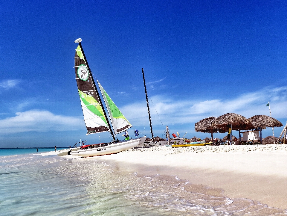 Praia mar costa água