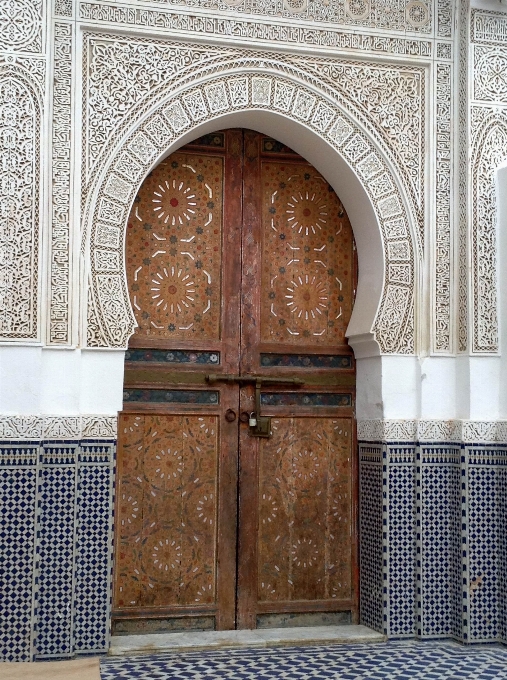 Lengkungan mebel pintu desain interior
