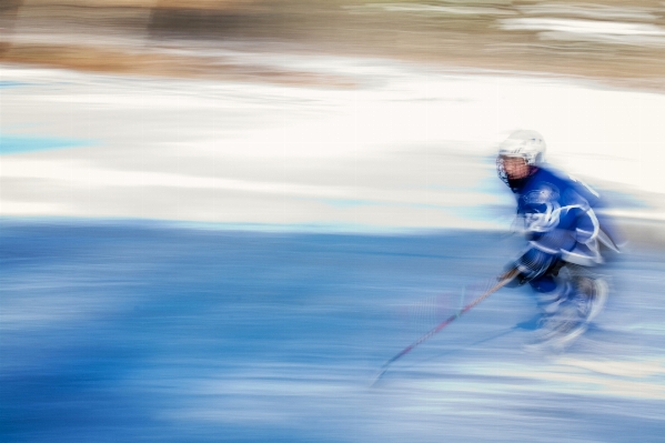 Cold winter wave skate Photo