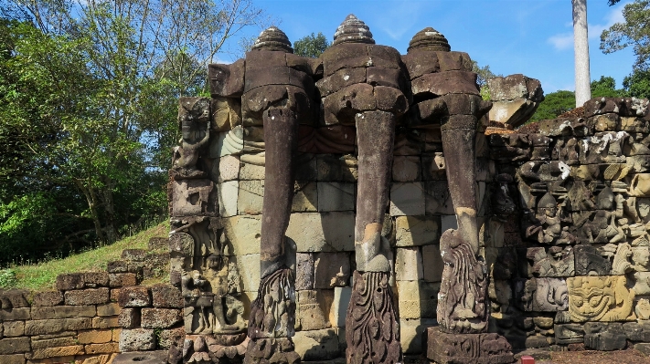 Rock monument statue asia Photo