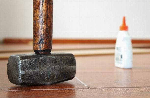 Wood hammer shape renovation Photo