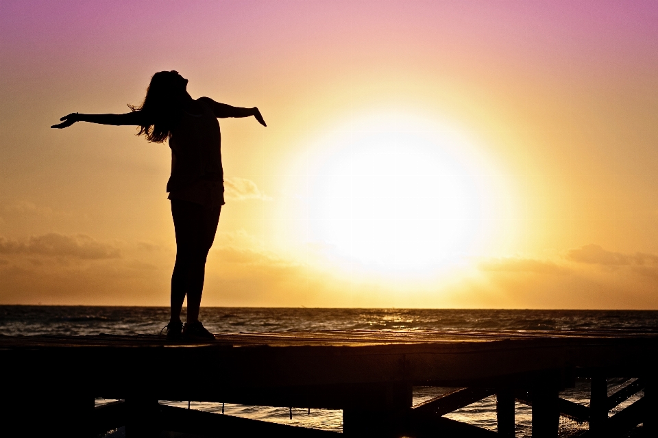 Beach sea horizon silhouette