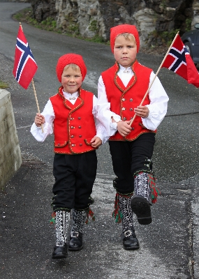 People red flag child Photo