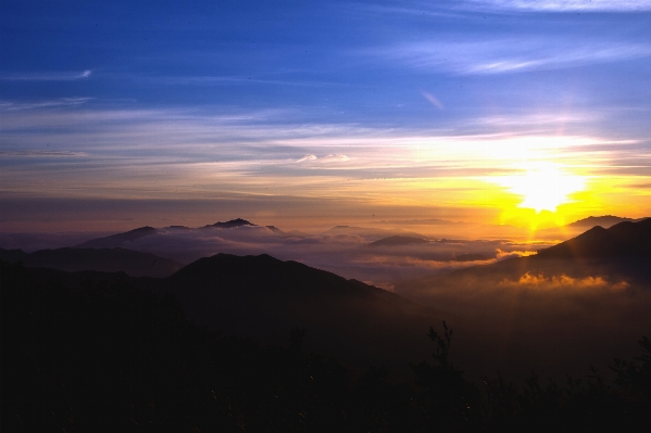 Horizon mountain cloud sky Photo