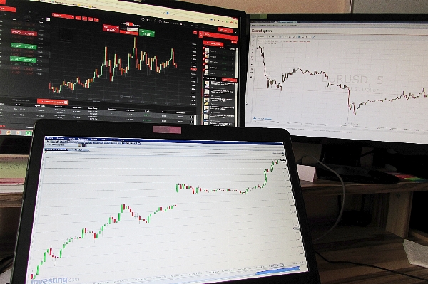 Foto Tecnologia gráfico monitor eletrônicos