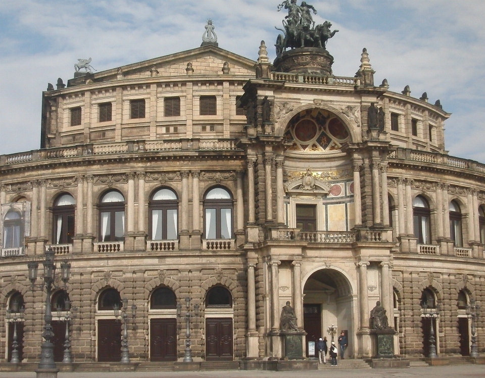 Architektura budynek pałac łuk