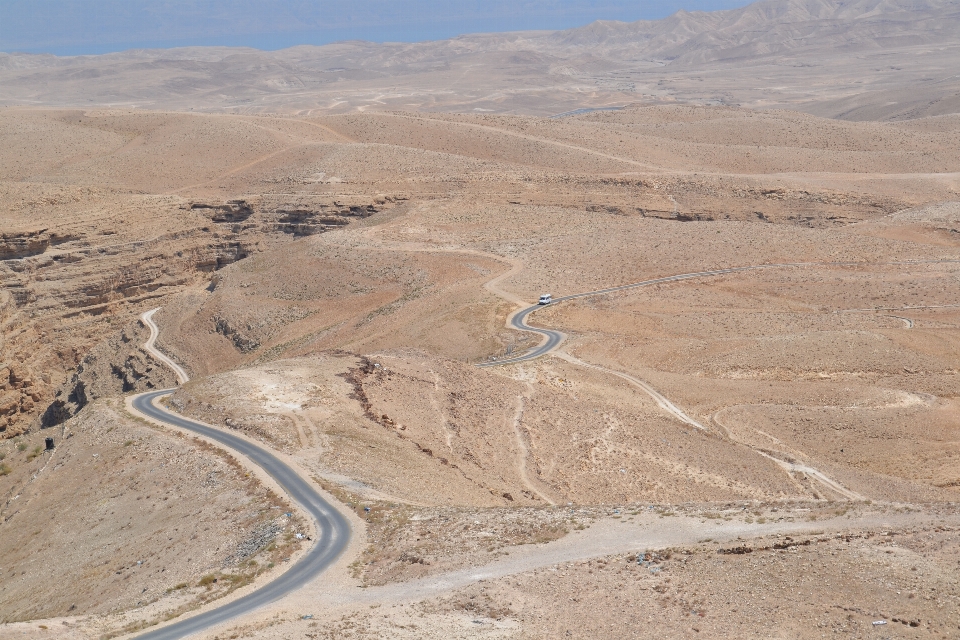 Paisagem caminho areia deserto