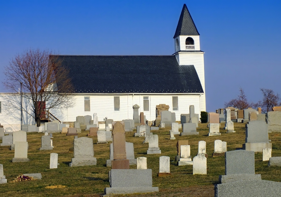 Building rural spring church