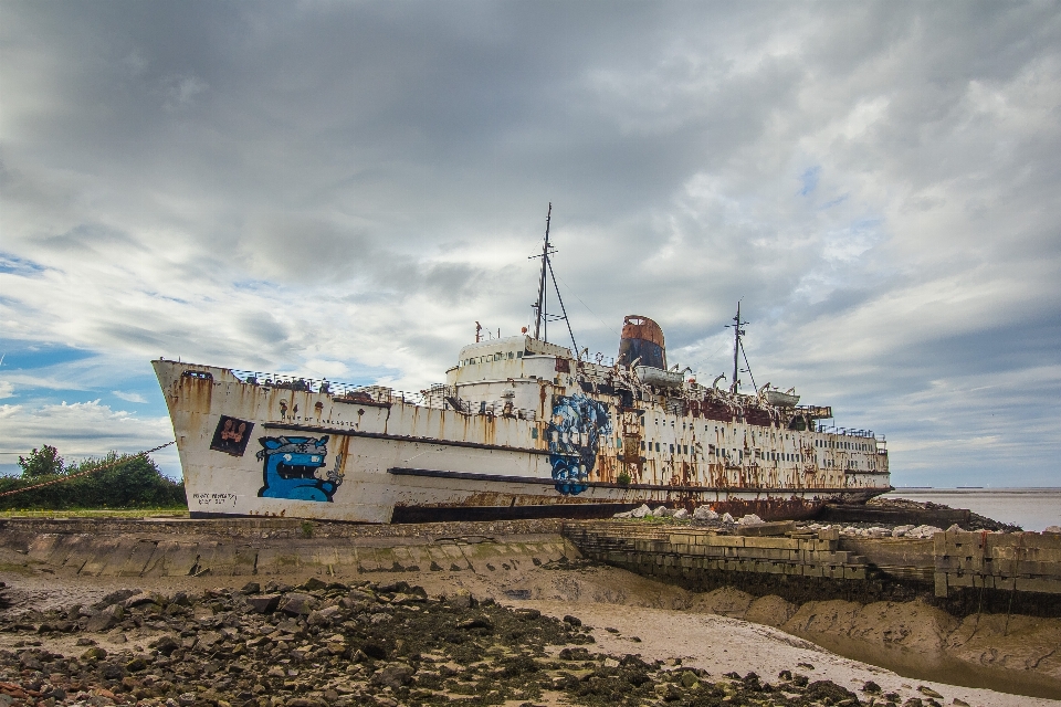 Sea coast ocean ship