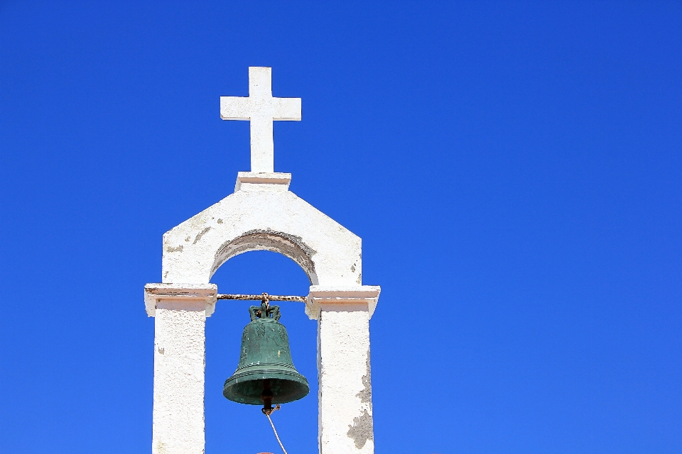 Die architektur himmel glocke turm