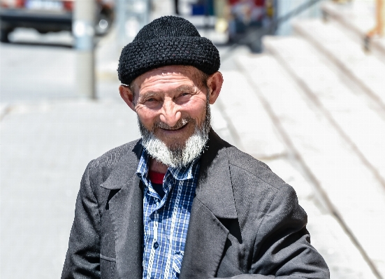 Foto Uomo a piedi persona inverno