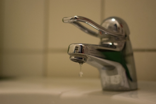 Foto Agua hundir grifo bidé
