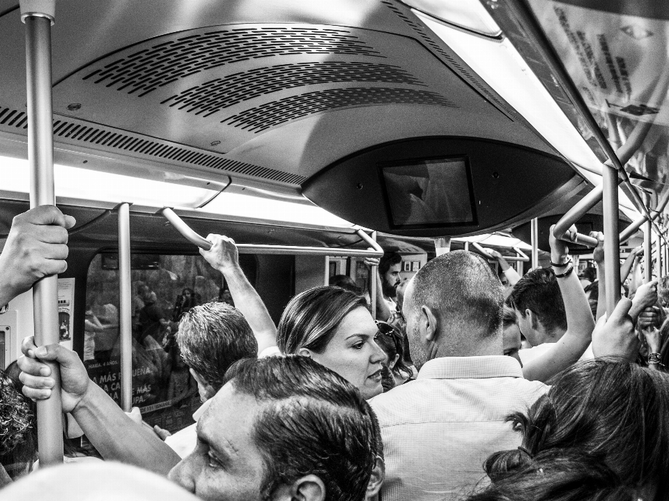 Bianco e nero
 persone fotografia treno