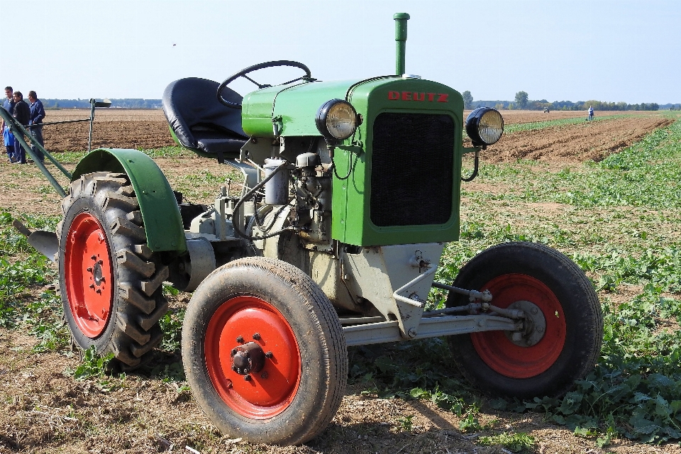 Tractor field farm wheel