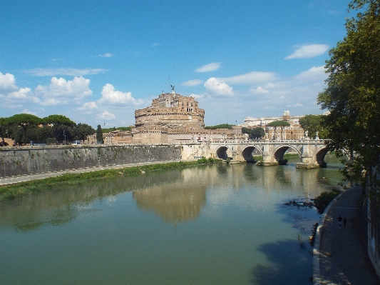 Foto Puente edificio castillo
 palacio