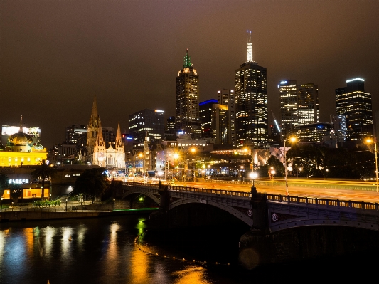 Water bridge skyline night Photo