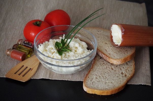 Dip dish meal food Photo