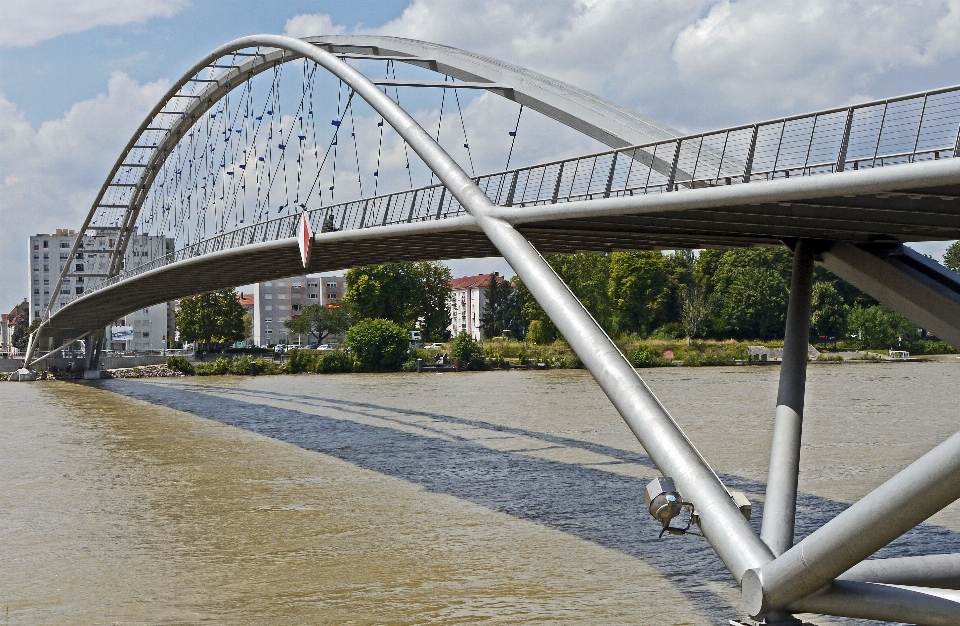 橋 川 通路 吊り橋
