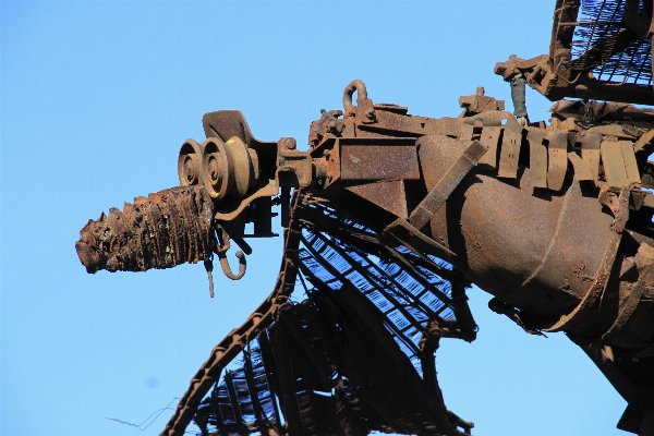 Bird rust vehicle sculpture Photo