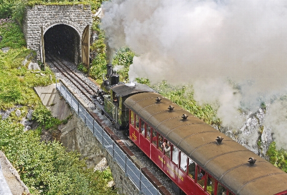 Track railway train tunnel Photo