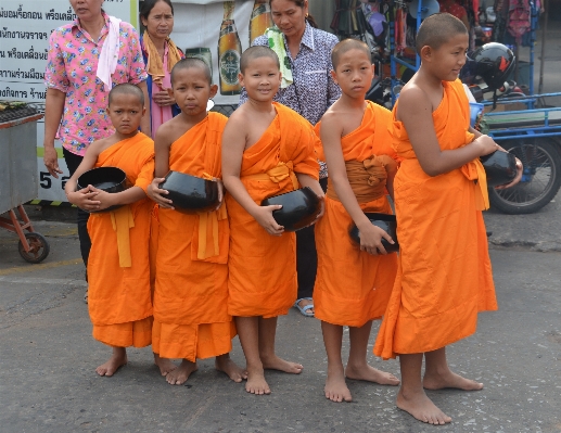 Foto Pessoa pessoas viagem laranja