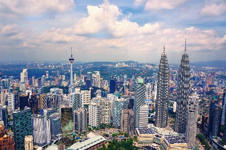 Foto Cakrawala kaki langit kota gedung pencakar