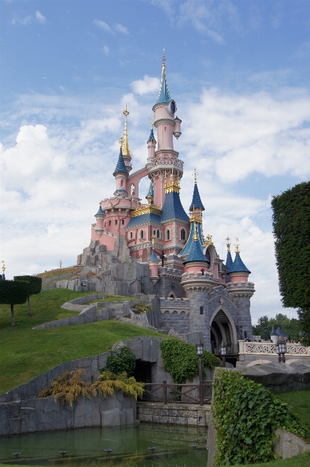 Ciel bâtiment château
 paris