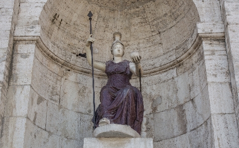 Frau monument weiblich statue Foto