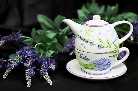 Flower purple teapot cup Photo