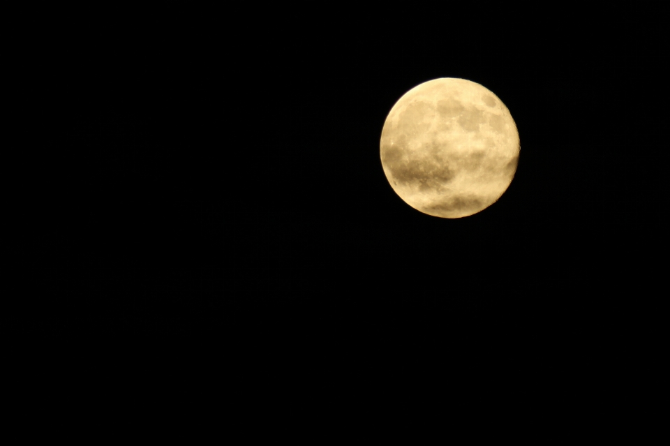 Langit malam suasana gelap