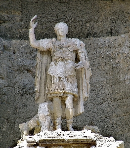 Foto Romance monumento estátua laranja