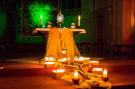 Foto Noche atmósfera iglesia cruz