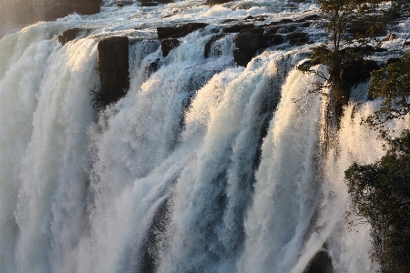 Foto Acqua cascata onda fiume