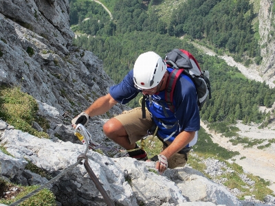 Foto A piedi montagna escursionismo
 avventura