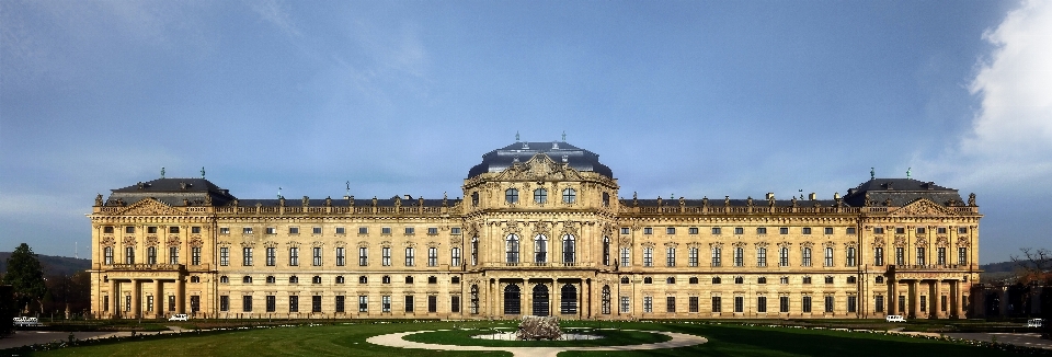 Die architektur gebäude chateau
 palast