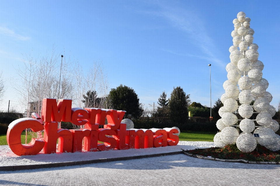 Stadt weihnachten spielplatz grüße