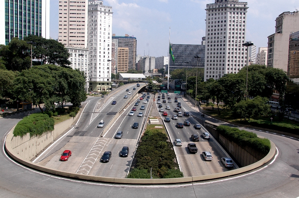 行人 路 天际线 街道