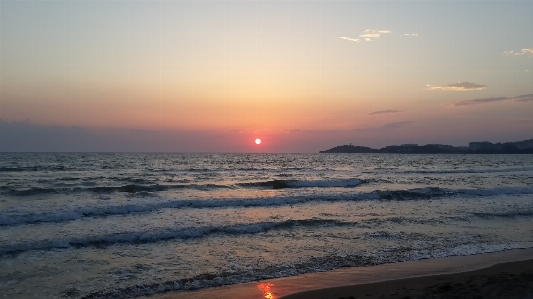 Foto Pantai lanskap laut pesisir