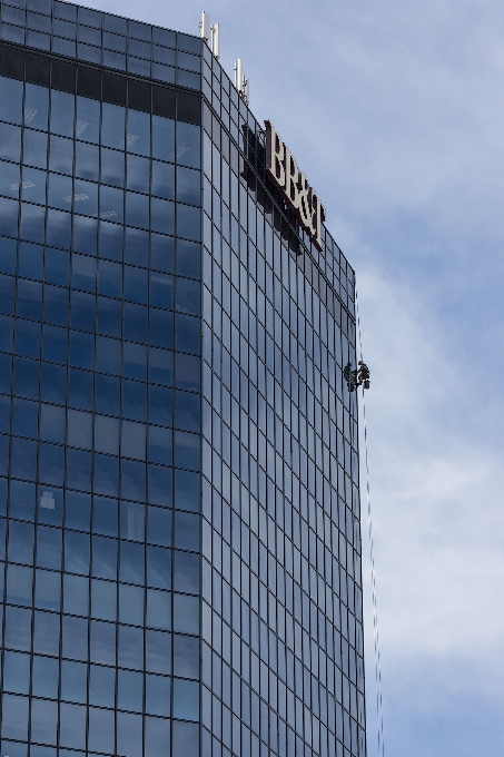 Die architektur gebäude wolkenkratzer innenstadt
