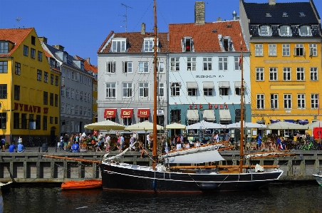 Architecture boat house town Photo