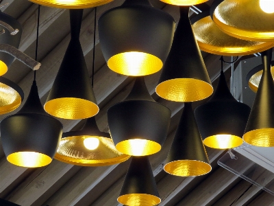 Photo Lumière plafond jaune éclairage