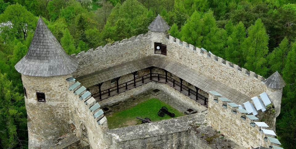 Gebäude chateau
 monument schloss