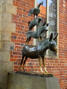 City monument statue tourism Photo