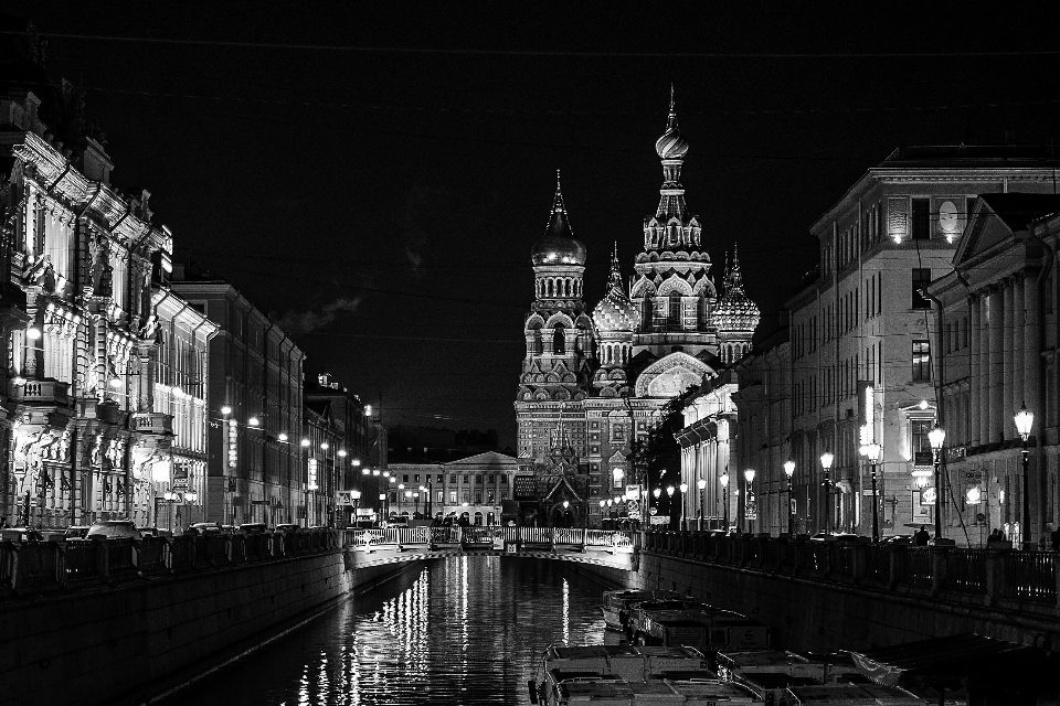 Preto e branco
 noite fotografia cidade