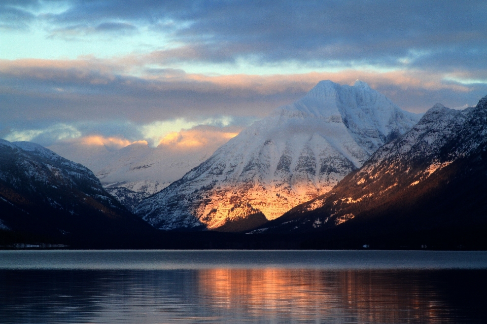 Paisaje agua naturaleza montaña