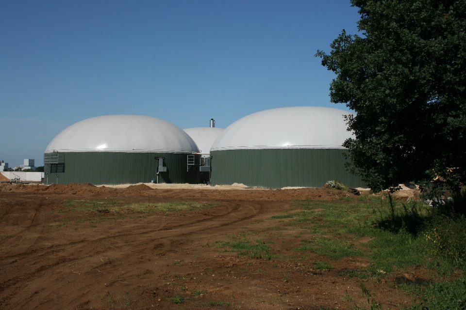 Gebäude observatorium kuppel biogas
